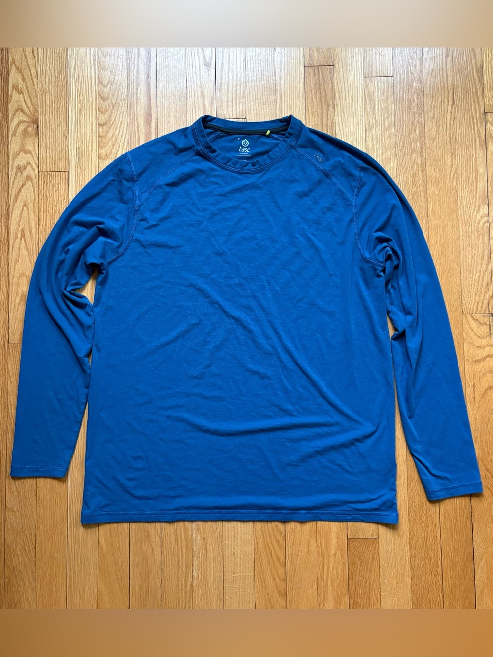 Tasc Bamboo Men’s Performance Tech Outdoor Long Sleeve Shirt XL Blue Solid
